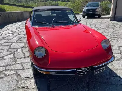 Usata Alfa Romeo Spider 88 CV (64 kW) 1970 Rosso Cabrio