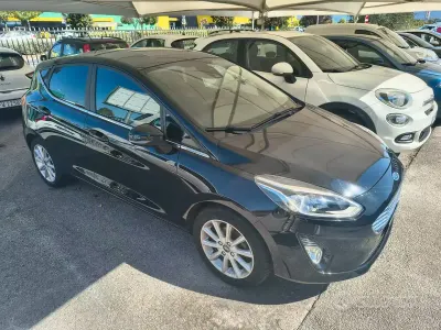 Usata Ford Fiesta 75 CV (55 kW) 2019 Nero Utilitaria