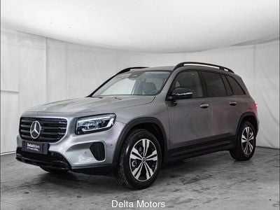 Grigio Nuova 2025 Mercedes GLB200 Advanced Plus SUV | 43.704 € (Ottimo prezzo)