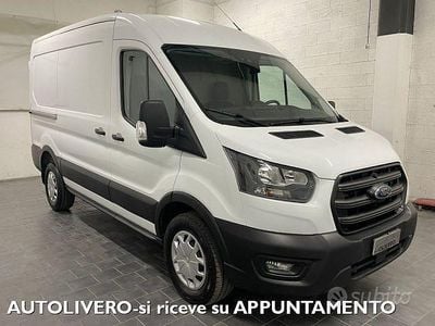 Begagnad Ford Transit Trend 131 HK (96 kW) 2024 Vit Sedan