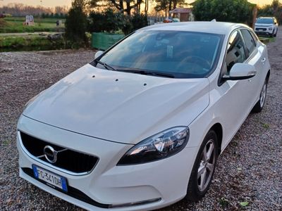 usata Volvo V40 d2