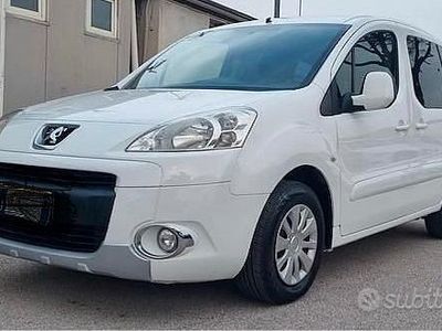 Usata Peugeot Partner Tepee Style 115 CV (84 kW) 2015 Bianco Monovolume
