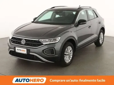 Usata VW T-Roc Life 150 CV (110 kW) 2023 Grigio SUV