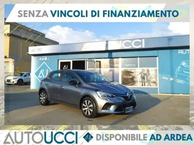 Usata Renault Clio V Equilibre 90 CV (66 kW) 2023 Grigio titanio Berlina