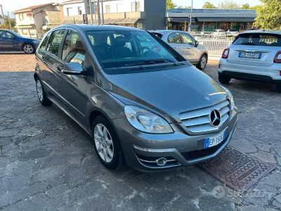 Usata Mercedes B180