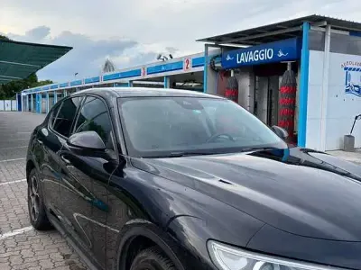 Usata Alfa Romeo Stelvio Sprint 190 CV (139 kW) 2021 Nero SUV