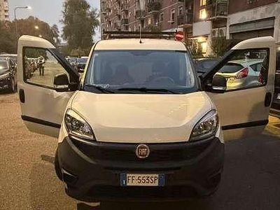 Usata Fiat Doblò Easy 120 CV (88 kW) 2016 Monovolume