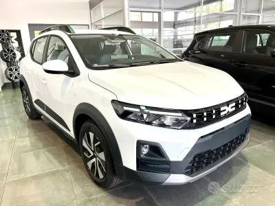 Nouvelle Dacia Sandero Expression 122 ch (89 kW) 2026 Blanc Berline