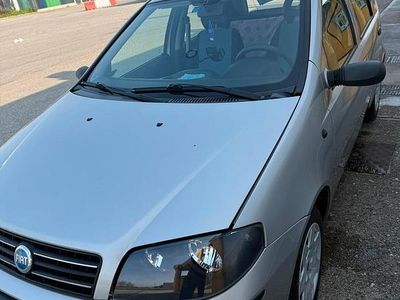 Usata Fiat Punto 2005 Utilitaria