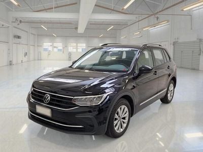 Nero Usata 2021 VW Tiguan Life SUV | 21.450 € (Buon prezzo)