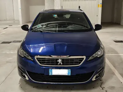 Käytetty Peugeot 308 SW GT-line 120 HP (88 kW) 2016 Sininen Farmari
