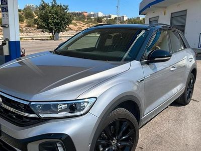 Usata VW T-Roc R-line 110 CV (80 kW) 2023 Grigio SUV