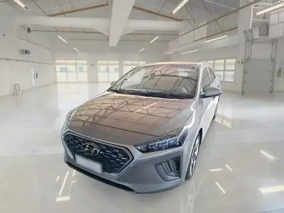 Usata Hyundai Ioniq Prime 105 CV (77 kW) 2022 Grigio Utilitaria