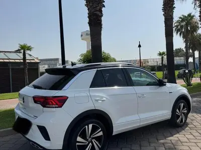 Usata VW T-Roc R-line 150 CV (110 kW) 2022 Bianco SUV