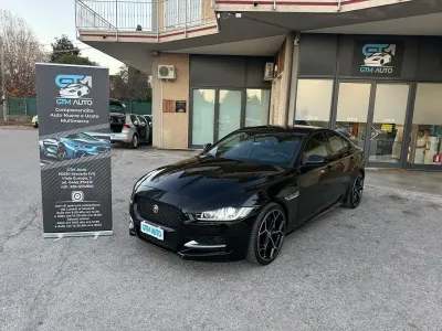 Usata Jaguar XE R-Sport 179 CV (131 kW) 2015 Nero Berlina