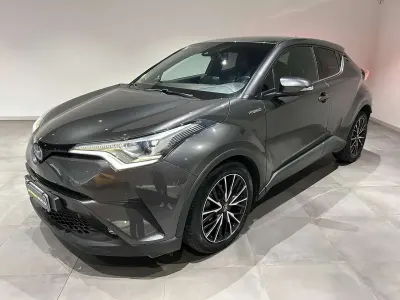Usata Toyota C-HR Style 98 CV (72 kW) 2019 Grigio SUV