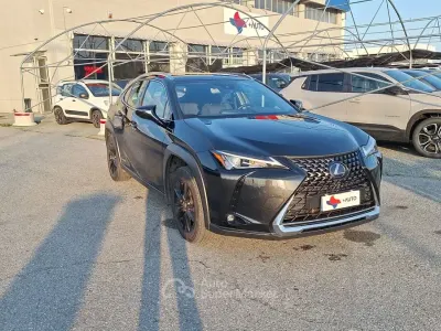 Usata Lexus UX Business Edition 152 CV (111 kW) 2021 Nero SUV