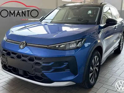 Nuova VW T-Roc Cabriolet Life 116 CV (85 kW) 2026 Blu/azzurro SUV