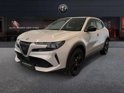 Usata Alfa Romeo Junior 136 CV (100 kW) 2025 Beige SUV