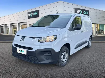 Usata Fiat Doblò 102 CV (75 kW) 2025 Bianco Monovolume
