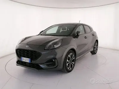 Begagnad Ford Puma ST-Line 125 HK (91 kW) 2023 Grå SUV