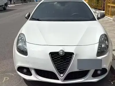 Usata Alfa Romeo Giulietta 120 CV (88 kW) 2013 Bianco Utilitaria