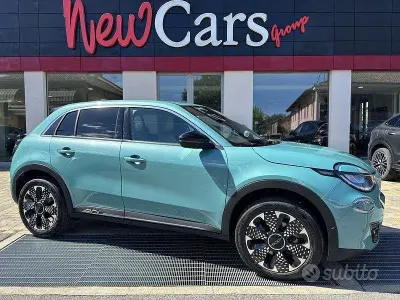 Usata Fiat 600 La Prima 101 CV (74 kW) 2025 Verde SUV