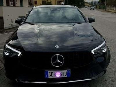 Mercedes CLA200