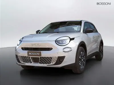 Nuova Fiat 600 Pop 110 CV (80 kW) 2026 Nero SUV