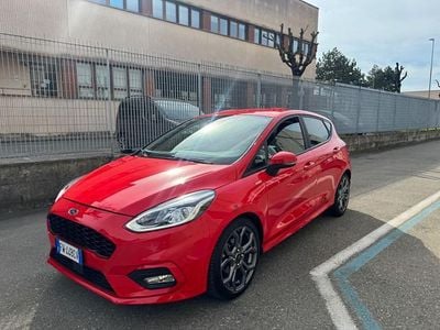 Usata Ford Fiesta ST-Line 86 CV (63 kW) 2019 Rosso pastello Utilitaria