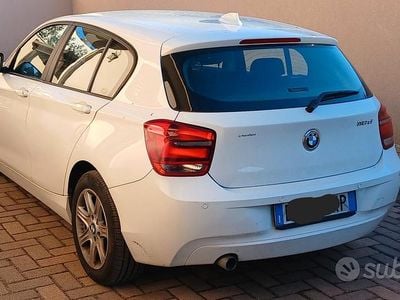 Usata BMW 118 143 CV (105 kW) 2012 Bianco Utilitaria