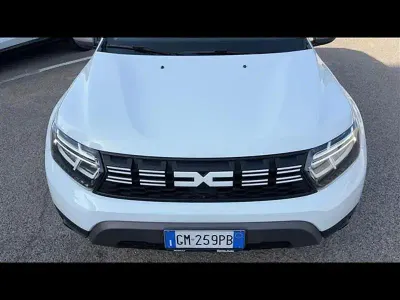 Usata Dacia Duster Journey 90 CV (66 kW) 2023 Bianco SUV