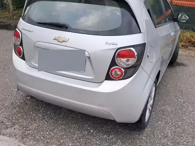 Usata Chevrolet Aveo 86 CV (63 kW) 2012 Grigio Berlina