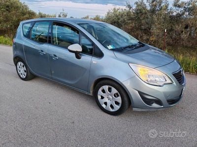 Usata 2011 Opel Meriva Cosmo Monovolume | 3800 € (Buon prezzo)