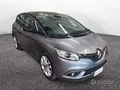 Usata Renault Scénic IV 120 CV (88 kW) 2019 Grigio Monovolume
