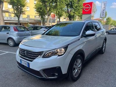 Gebraucht Peugeot 5008 Allure 120 PS (88 kW) 2017 Weiß SUV