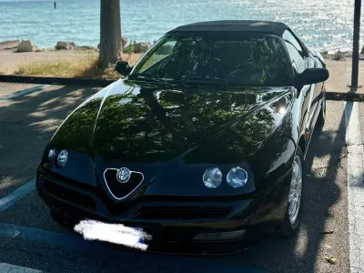 Usata Alfa Romeo Spider 218 CV (160 kW) 2002 Nero Cabrio