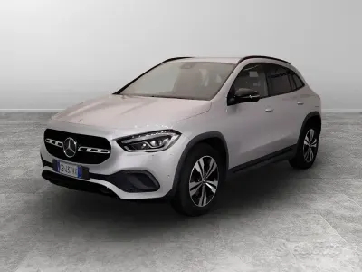 Occasion Mercedes GLA200 163 ch (119 kW) 2020 Argent SUV