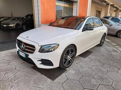 Usata Mercedes E220 AMG line 194 CV (142 kW) 2017 Bianco Berlina