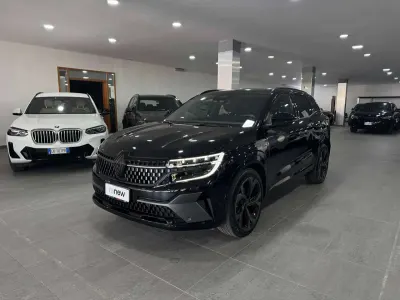 Usata Renault Austral Techno Esprit Alpine 158 CV (116 kW) 2023 Nero SUV