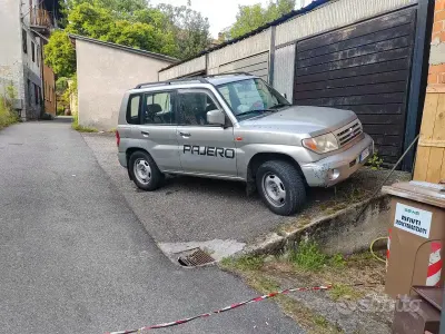 Usata Mitsubishi Pajero 114 CV (83 kW) 2005 Grigio SUV