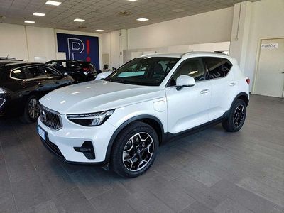 Usata Volvo XC40 129 CV (94 kW) 2022 Bianco SUV