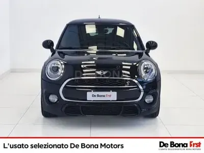 Usata Mini Cooper SD Business 170 CV (125 kW) 2015 Nero Utilitaria