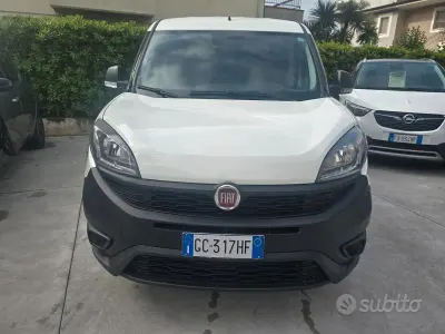 Occasion Fiat Doblò 120 ch (88 kW) 2020 Blanc Monospace