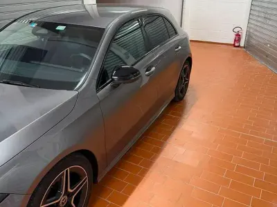 Usata Mercedes A180 136 CV (100 kW) 2024 Grigio Berlina