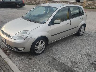 Second-hand Ford Fiesta 2005 Hatchback
