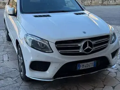 Begagnad Mercedes GLE250 Premium Plus 204 HK (150 kW) 2018 Vit SUV