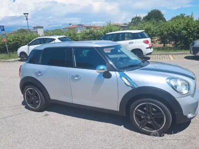 Usata Mini Countryman 98 CV (72 kW) 2012 Grigio SUV