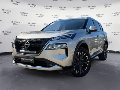 Begagnad Nissan X-Trail Tekna 204 HK (150 kW) 2025 Grå SUV