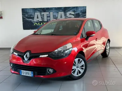 Usata Renault Clio IV Intens 73 CV (53 kW) 2016 Rosso Berlina